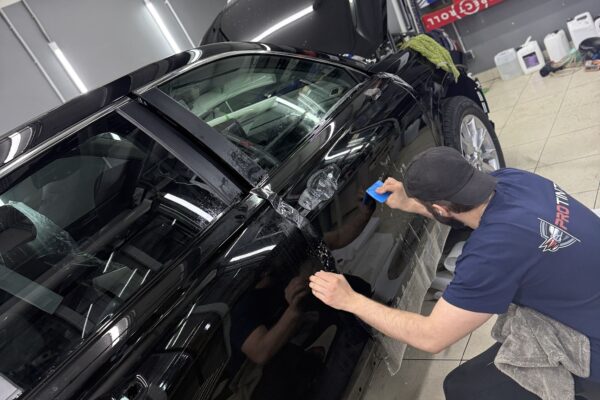Оклейка пленкой Honda CRV — плёнка NAR Premium 210 — Оклейка кузова полиуретановой пленкой, фото 2 | ProTint СПб