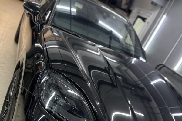 Бронь лобового стекла Porsche Cayenne — плёнка NAR Windshield, фото 2 | ProTint СПб
