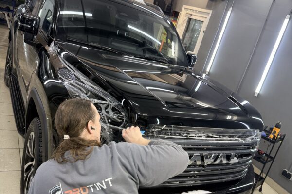 Оклейка PPF Haval H9 — плёнка IQprotect 210 — Оклейка кузова полиуретановой пленкой, фото 5 | ProTint СПб