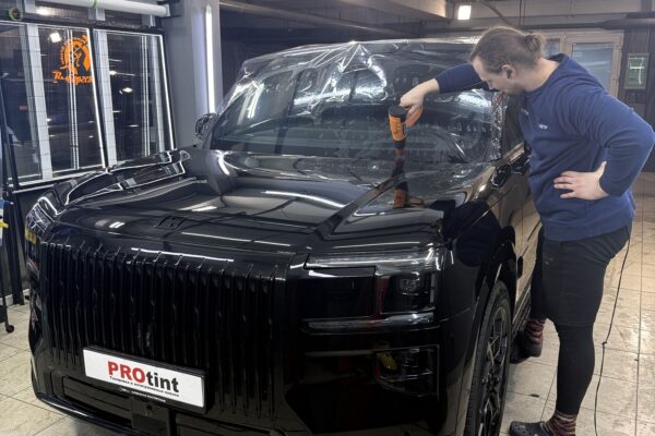 Оклейка лобового стекла Zeekr 9X — плёнка NAR Windshield — Оклейка кузова полиуретановой пленкой, фото 6 | ProTint СПб