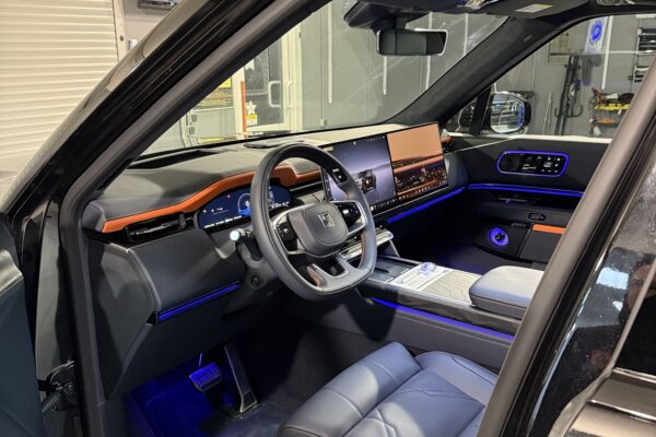 Оклейка лобового стекла Zeekr 9X — плёнка NAR Windshield — Оклейка кузова полиуретановой пленкой, фото 13 | ProTint СПб