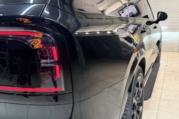 Оклейка лобового стекла Zeekr 9X — плёнка NAR Windshield — Оклейка кузова полиуретановой пленкой, фото 15 | ProTint СПб