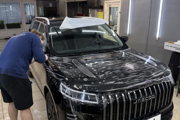 Оклейка Jaecco J6 — плёнка IQprotect 210 — Оклейка кузова полиуретановой пленкой, фото 4 | ProTint СПб