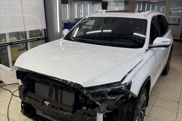 Оклейка Geely Monjaro — плёнка NAR Premium — Оклейка кузова полиуретановой пленкой, фото 2 | ProTint СПб