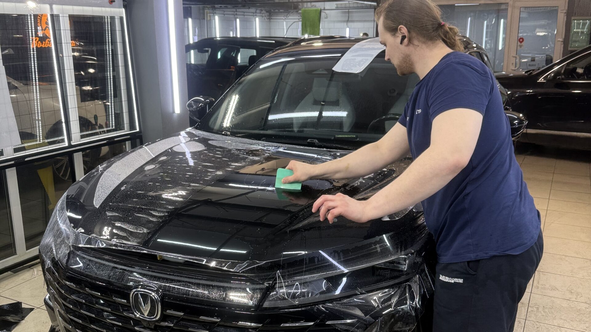 Оклейка ChanganCS75+ — плёнка IQprotect 210 — Оклейка кузова полиуретановой пленкой | ProTint СПб