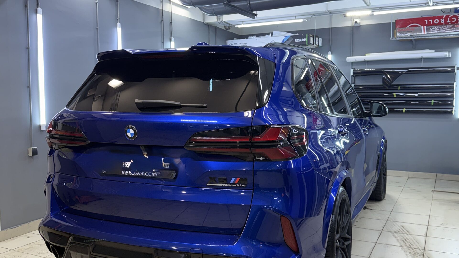Бронь лобового стекла BMW X5M — плёнка NAR Windshield — Оклейка лобовых стёкол | ProTint СПб